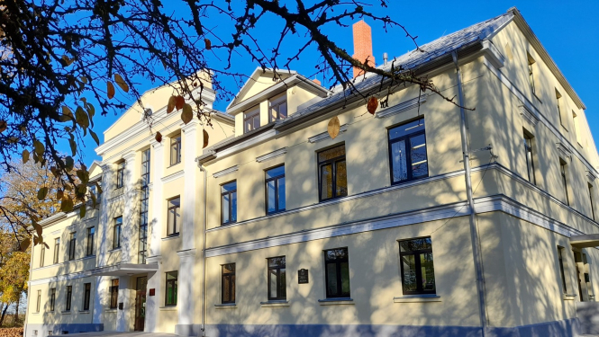 Cēres skola