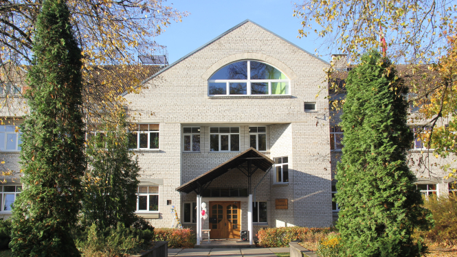 Tumes skola