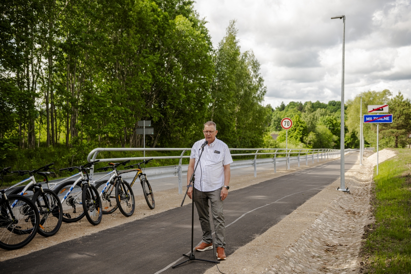 Atklāts gājēju un velosipēdistu celiņš starp Tukumu un Milzkalni