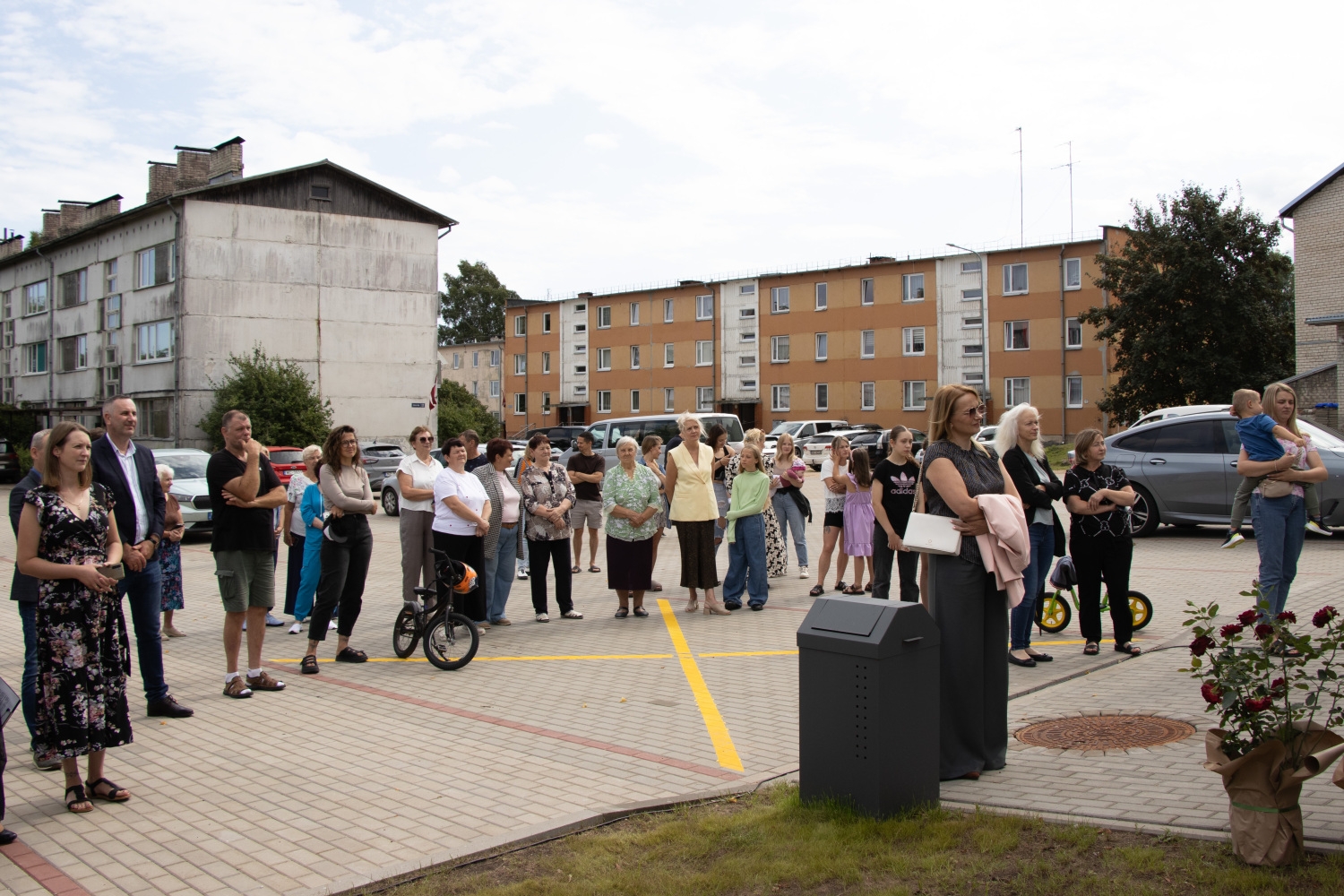 Zemas īres maksas dzīvojamā māja Ezera ielā 6, Sēmē