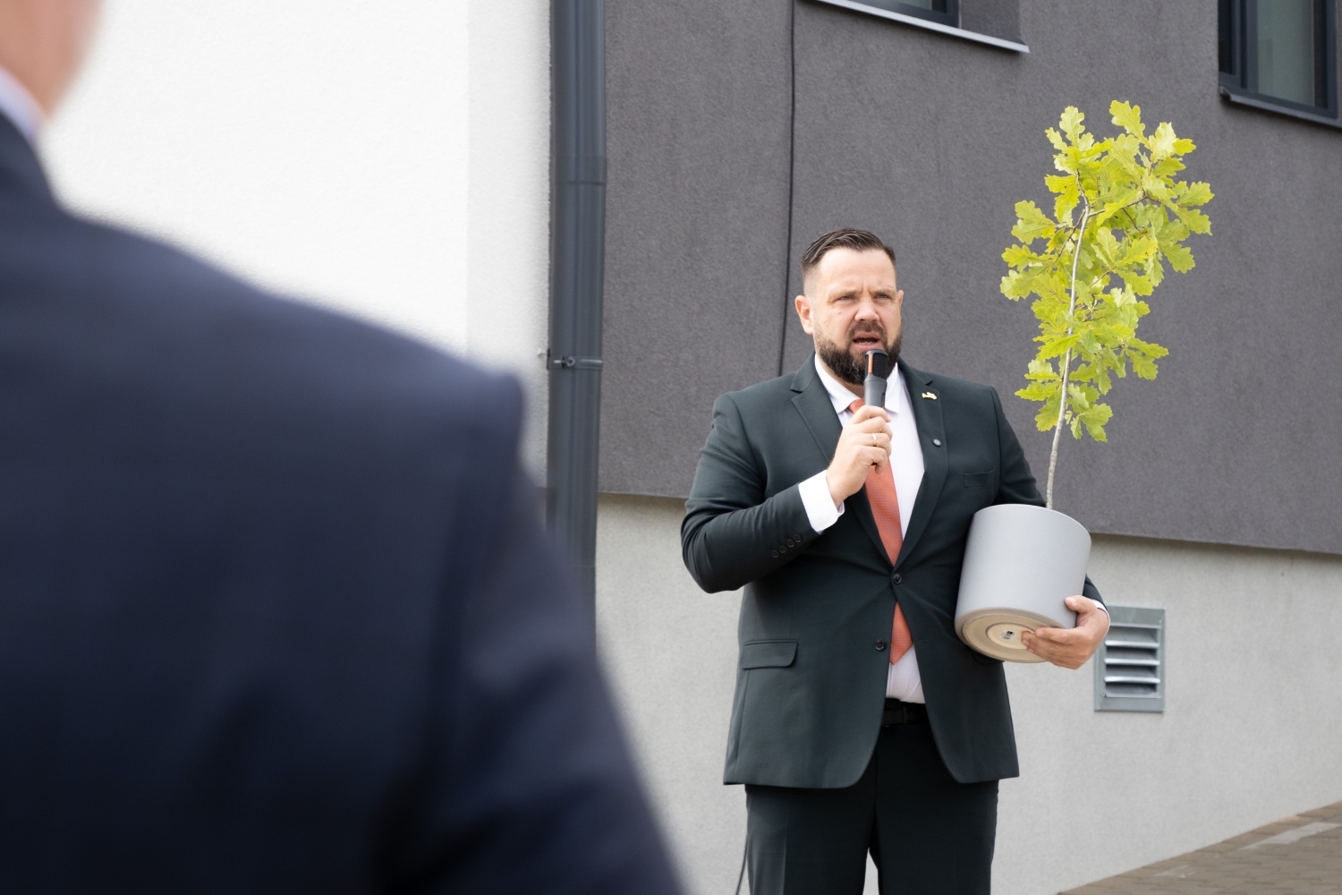 Zemas īres maksas dzīvojamā māja Ezera ielā 6, Sēmē