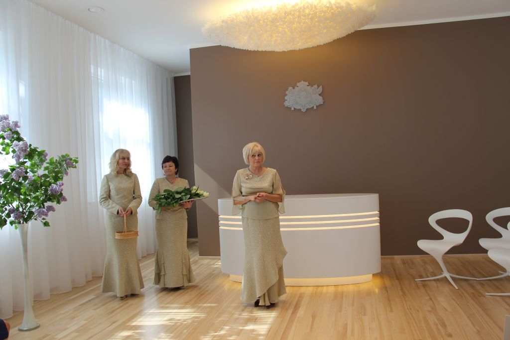 Atklātas jaunās Tukuma novada Dzimtsarakstu nodaļas telpa