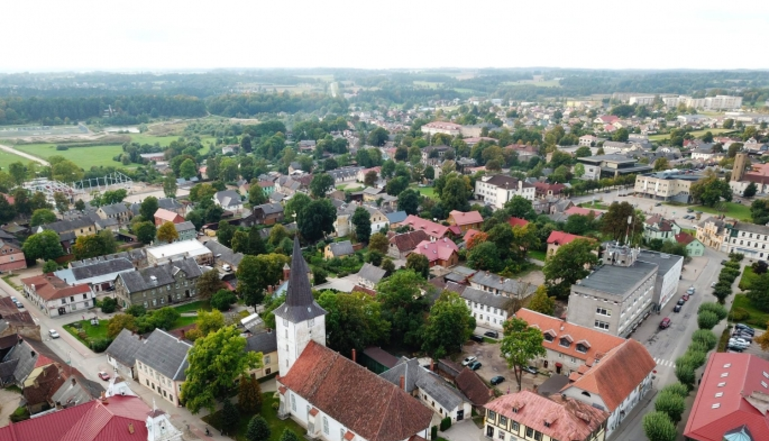 Aicinām piedalīties aptaujā