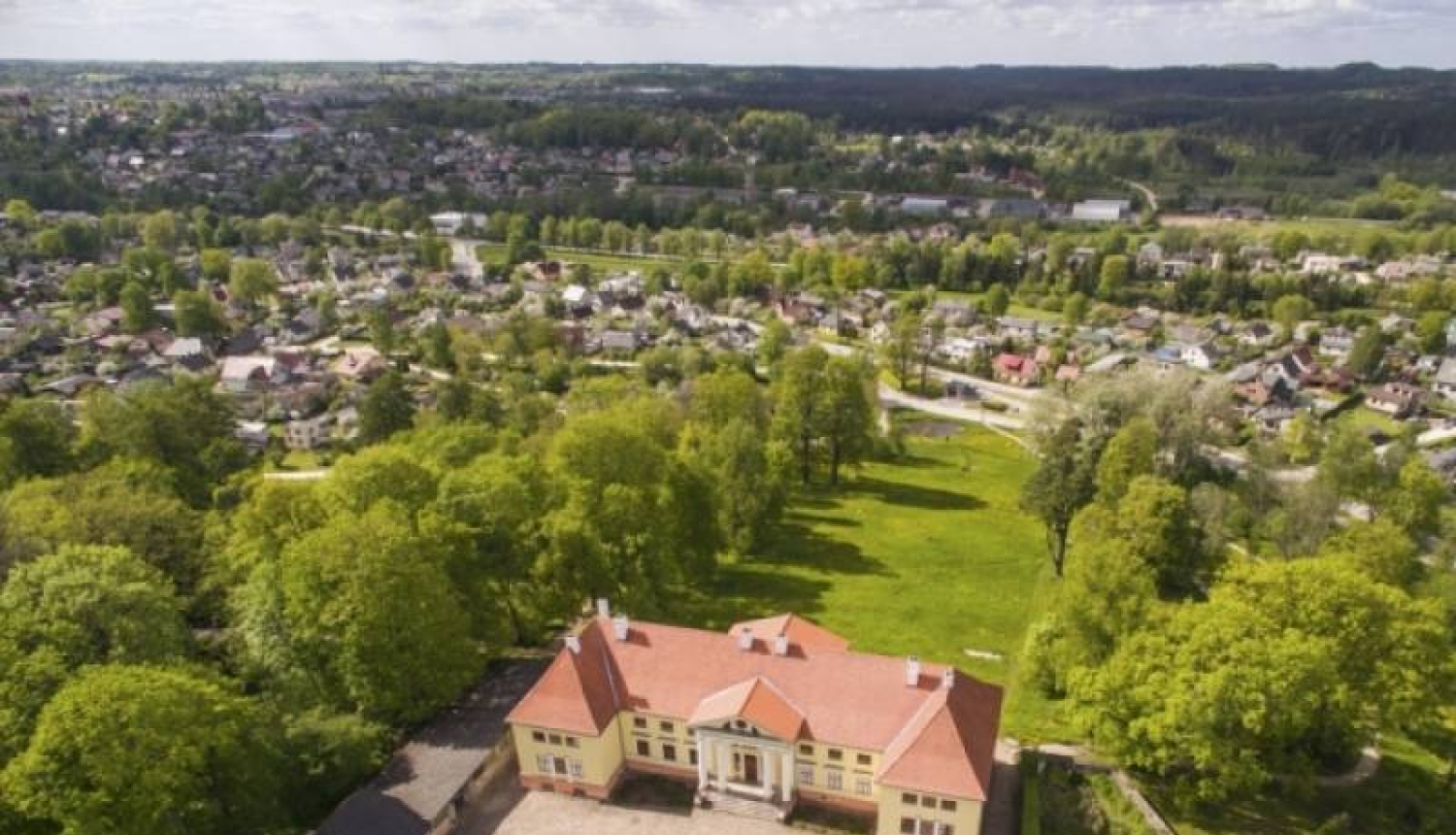 KONCEPTUĀLI ATBALSTA DURBES PILS APKĀRTMŪRA RESTAURĀCIJU