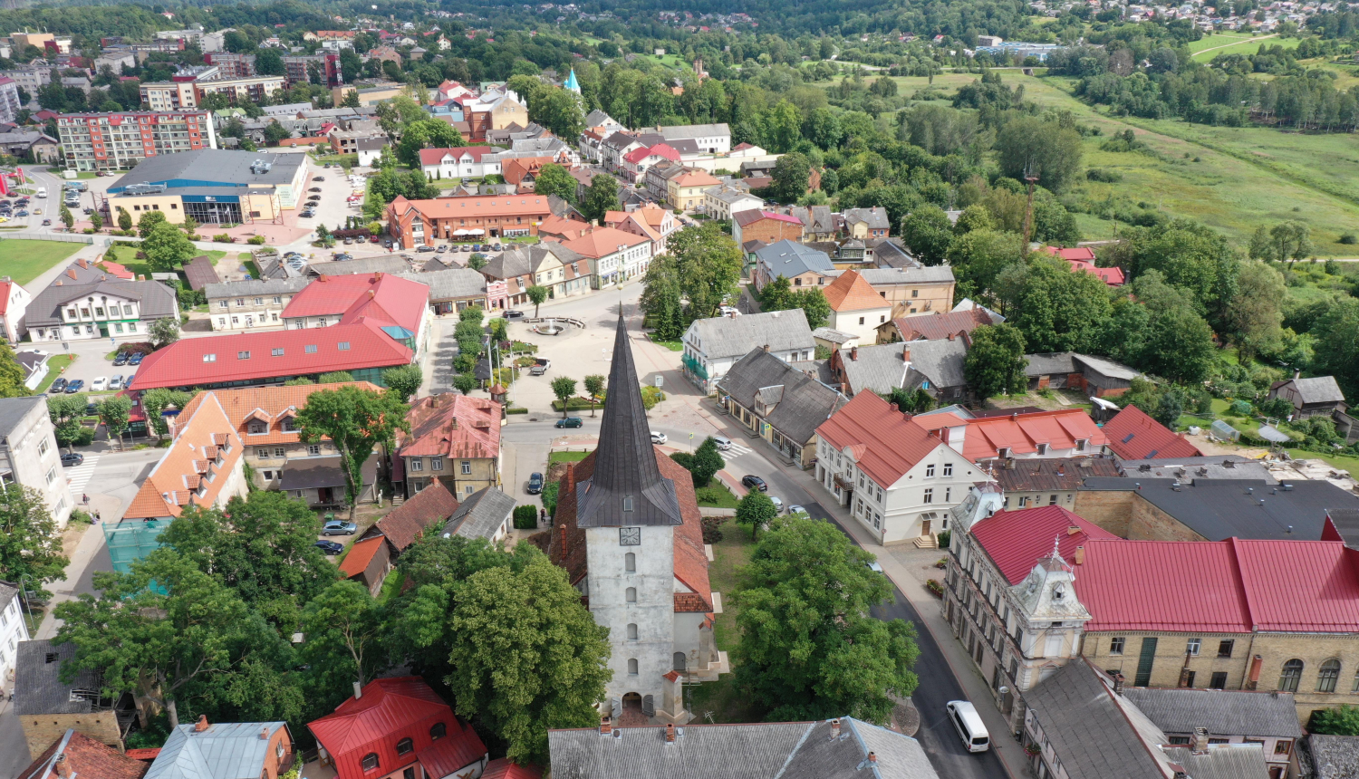 Pie Tukuma evaņģēliski luteriskās baznīcas notiks viduslaiku kapsētas pīšļu pārapbedīšana