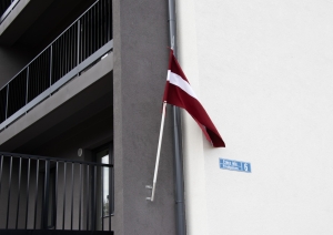 Zemas īres maksas dzīvojamā māja Ezera ielā 6, Sēmē
