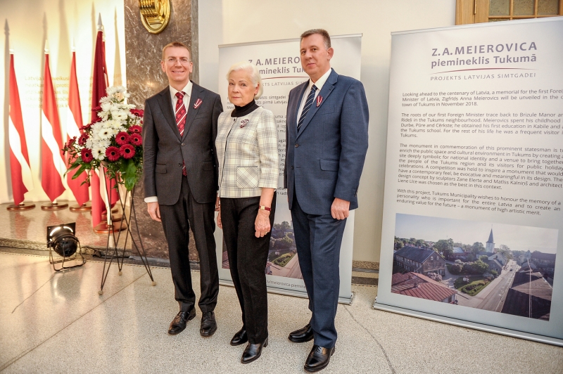 Valsts svetku pienemsana AM Rinkevics Meierovica Lukmans 17112016 