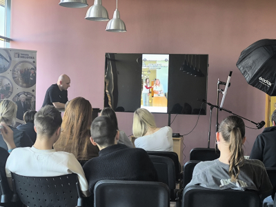 Jaunieši digitālā satura veidošanas procesā