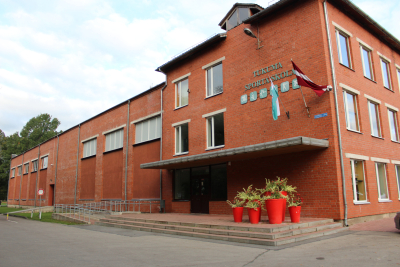 Tukuma Sporta skola