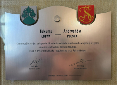 Tkuma un Andrihovas pilsētu ģerboņi