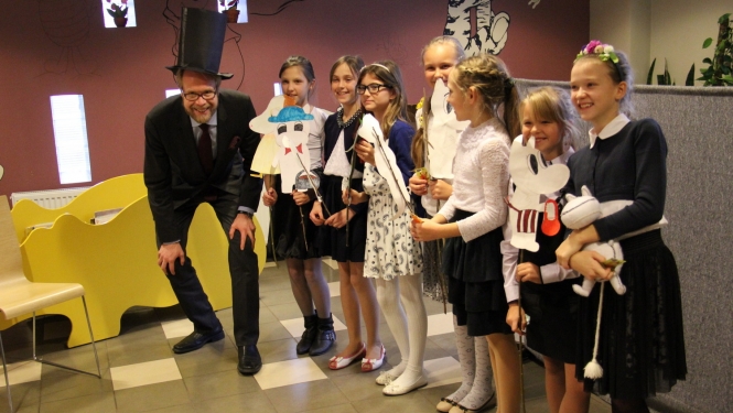Somijas vēstnieks Latvijā ar delegāciju apmeklē Tukumu