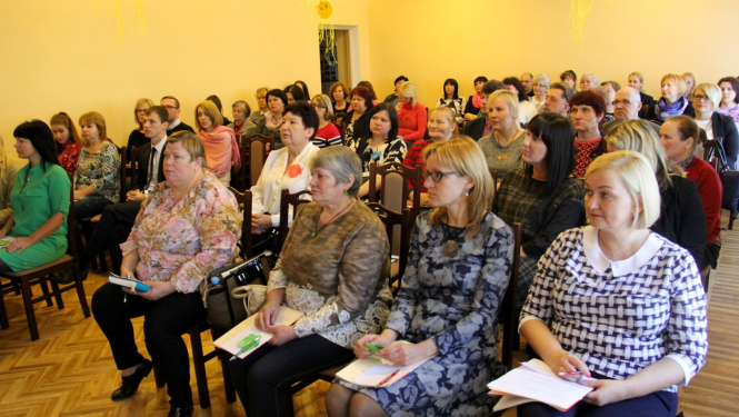 Irlavas bērnunamā notika konference “Atbalsta sistēmas izveide audžuģimenēm un aizbildņiem Tukuma novadā”