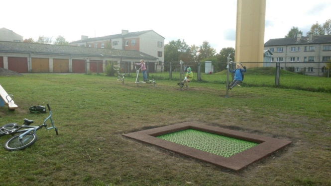 Brīvdabas trenažieru un sporta aprīkojums Slampes pagastam