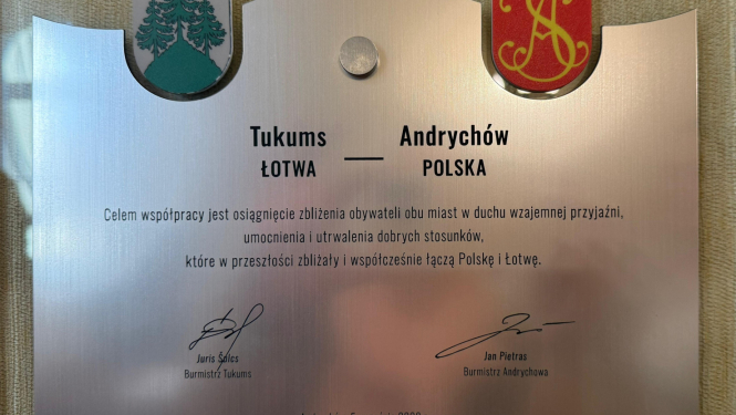 Tkuma un Andrihovas pilsētu ģerboņi