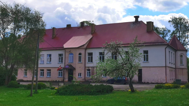 Vānes skola no ārpuses
