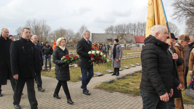 Lestenes Brāļu kapos