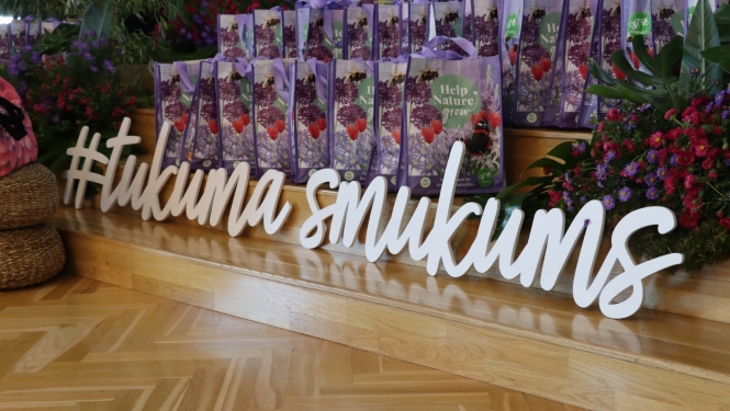 Uzraksts "Tukuma smukums"