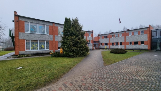 Sēmes sākumskola