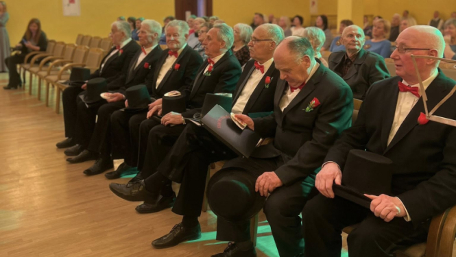 Vīru vokālā ansambļa dalībnieki