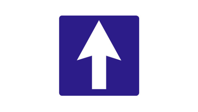 Uzmanību! Tukumā, Dārza ielā uzstādīta ceļa zīme "Vienvirziena ceļš"