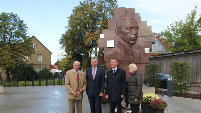 Ārlietu ministrs Edgars Rinkēvičs viesojas Tukumā