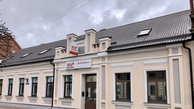 Par pašvaldības līdzfinansējumu vēsturisku ēku fasāžu atjaunošanai, būvgaldniecības un metālkalumu izstrādājumu restaurācijai