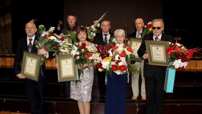 Par Tukuma novada Domes balvu piešķiršanu