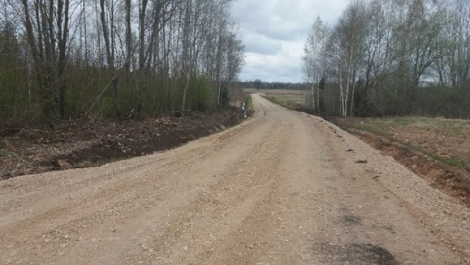 Degoles pagastā ir pārbūvēts pašvaldības autoceļa posms Spirgus-Praviņas ceļš