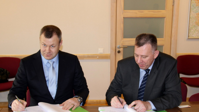 Parakstīts līgums par sporta zāles pie Tukuma 3.pamatskolas būvniecību