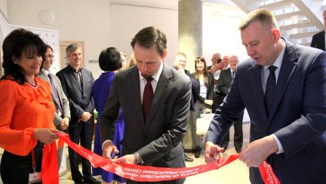 Tukumā atklāts pirmais reģionālās nozīmes Valsts un pašvaldību vienotais klientu apkalpošanas centrs