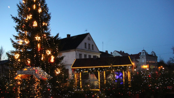 Aicinām izgaismot namus un pagalmus!