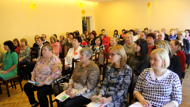 Irlavas bērnunamā notika konference “Atbalsta sistēmas izveide audžuģimenēm un aizbildņiem Tukuma novadā”