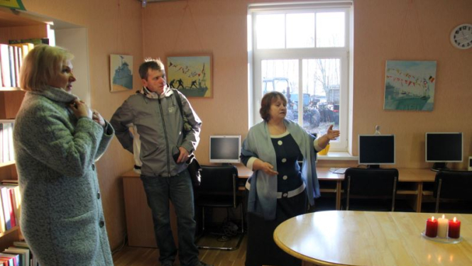 Deputāti iepazīst novadu