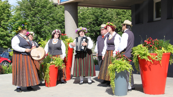Tukuma novadā norisinājās VIII Ziemeļu un Baltijas valstu Dziesmu svētki