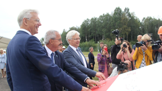 Apakšstacijā "Tume" svinīgi atklāj projekta "Kurzemes loks" noslēdzošo posmu