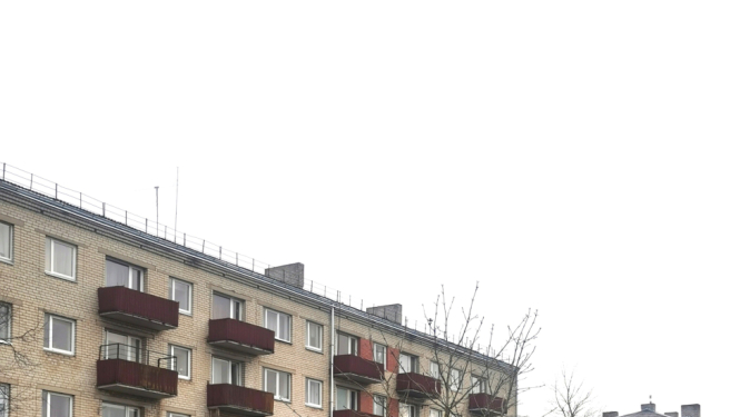 Daudzdzīvokļu māja