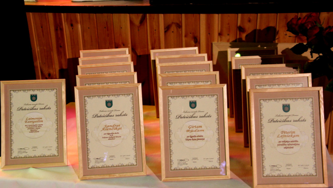 Tiks pasniegtas balvas "Tukuma novada Domes Pateicības raksts"