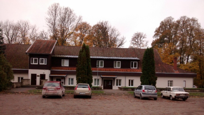 Darbu turpina SIA “K. Zariņas zobārstniecība” zobārste Kristīne Zariņa Pūrē