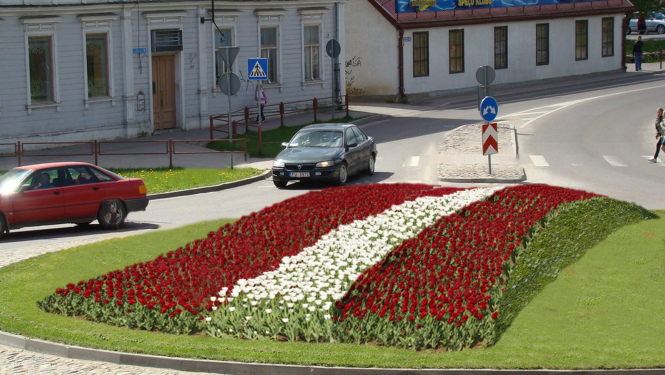 Informācija par Raudas un Pasta ielas rotācijas apli