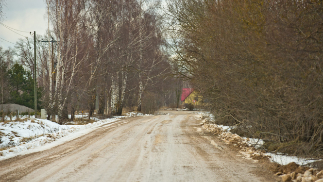 Uz vairākiem novada apkārtnes grants ceļiem noteikti autotransporta masas ierobežojumi