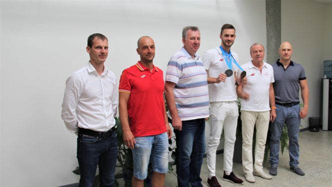 Lauris Strautmanis izcīna bronzas un sudraba medaļas otrajās Eiropas spēlēs