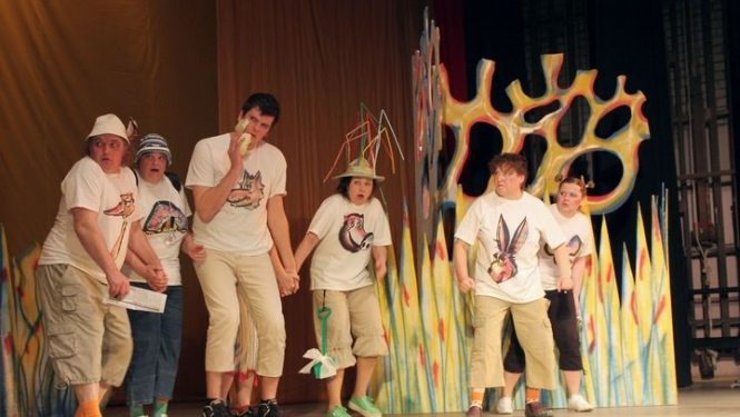 Tukuma novada un starpnovadu amatierteātru skate 2. daļa