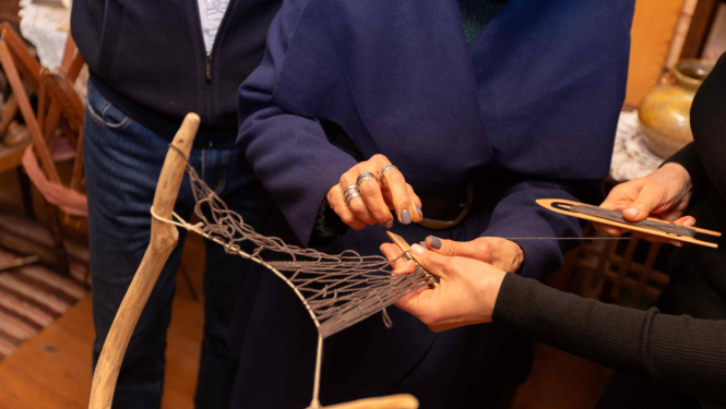 Zvejas tīklu aušana