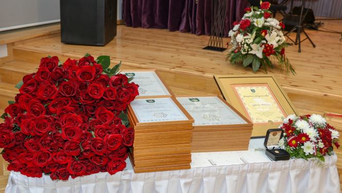 Puķes un Tukuma novada domes apbalvojumi