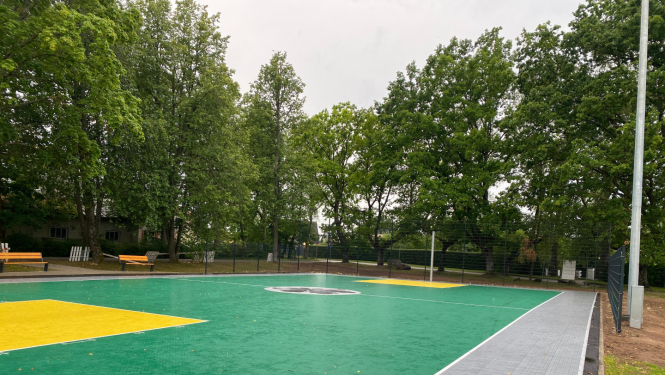 sporta_laukums-kandava