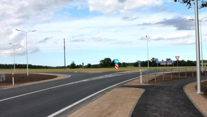 Par maksimālā braukšanas ātruma ierobežojumu Ventspils šosejas un Kandavas ceļa krustojumā 
