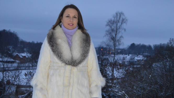 Kandavas kultūras namā darbu sākusi jaunā vadītāja Kristīne Broka-Meļķe