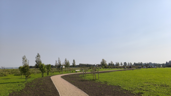 Taka labiekārtotajā Slampes parkā