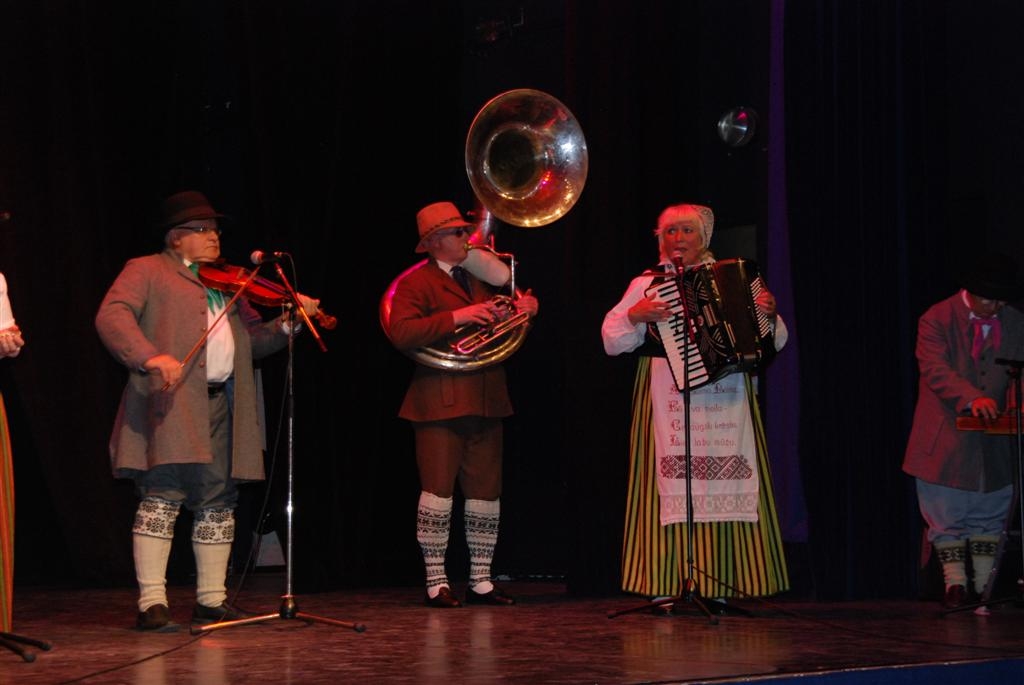 Tukuma kolektīvu - TDA "Svīta", Tukuma folkloras grupas un