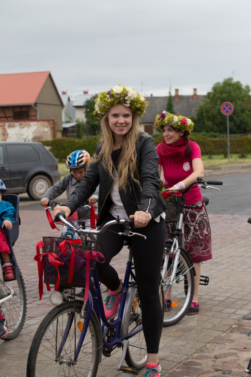 Velobrauciens "Ar rozēm pa Tukumu"